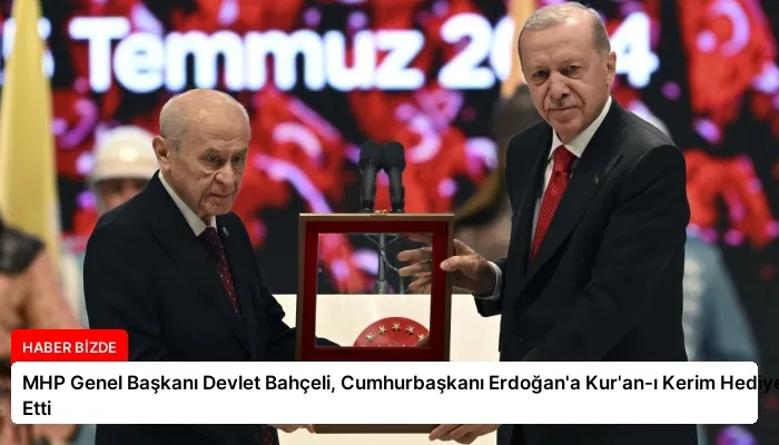 MHP Genel Başkanı Devlet Bahçeli, Cumhurbaşkanı Erdoğan’a Kur’an-ı Kerim Hediye Etti